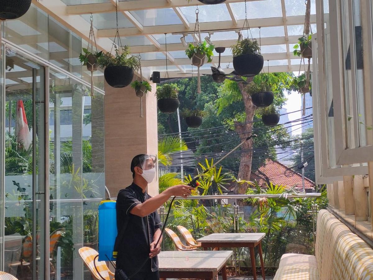 Verse Luxe Hotel Wahid Hasyim Jakarta Ngoại thất bức ảnh